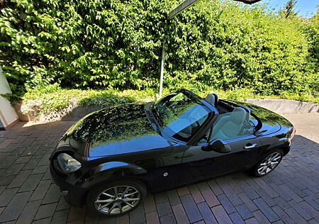 Mazda MX-5 1.8 MZR Roadster CoupeKaminari