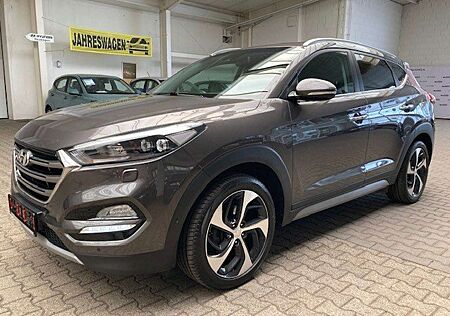 Hyundai Tucson Premium 4WD NAVI, Parkassi, 19" Alu, AHK