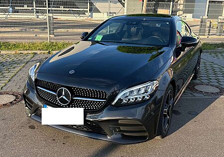 Mercedes-Benz C 200 C-Klasse Coupe Coupe 9G-TRONIC AMG Line