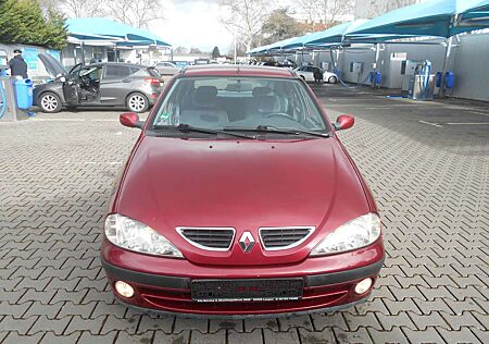 Renault Megane 1.6 RT/KLIMA