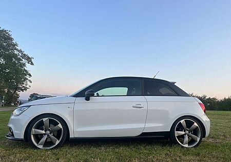 Audi A1 1.4 TFSI S tronic line Sportpaket
