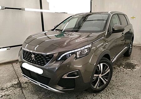 Peugeot 5008 Allure Business 1.5D LED/NAVI/PDC&CAM/DAB