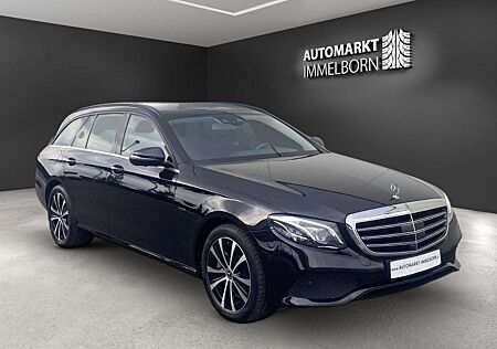 Mercedes-Benz E 300 de Mubeam*360*AHK*Distro*Comand*Widescreen