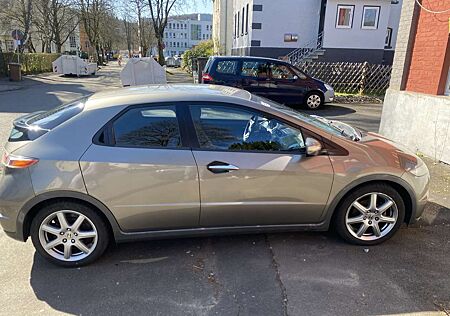 Honda Civic 2.2i-CTDi Sport