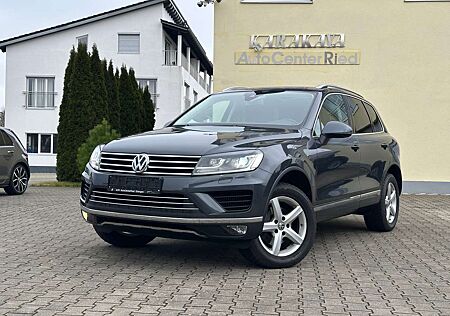 VW Touareg Volkswagen 3.0TDI 4Motion 2H/Bi-Xenon/Pano/Ahk/Ambiente/Euro6