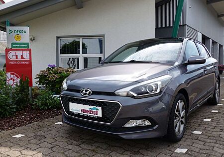 Hyundai i20 erst 33.222km 1. Hand Sitzheizung Panoramadach