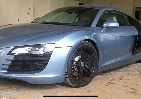 Audi R8 4.2 FSI quattro