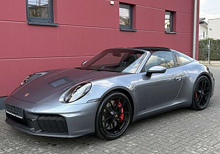Porsche 911 CARRERA 992.2 TARGA 4 GTS 541PS LEDERPAKET 1-HAND*