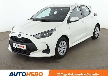 Toyota Yaris 1.5 Hybrid Business Edition Aut*NAVI*ACC*CAM*SHZ*