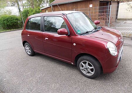 Daihatsu Trevis 1.0 . Klima , servo . Tüv Neu