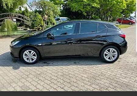 Opel Astra 1.4 Turbo Start/Stop Active Matrix Black Line