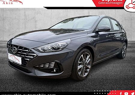 Hyundai i30 LEDER/LED/NAVI/SHZ/PDC/KAMERA/ACC/TEMP.