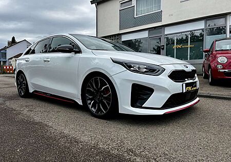 Kia Cee'd Ceed / 1.6 T-GDI DCT7 OPF GT