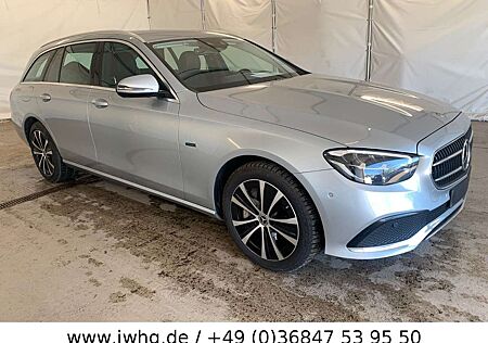 Mercedes-Benz E 300 de 4Matic LED 18" Widescreen Kam Tempo
