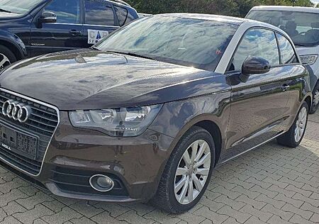 Audi A1 attraction Sitzheizung Bluetooth Garantie !!!