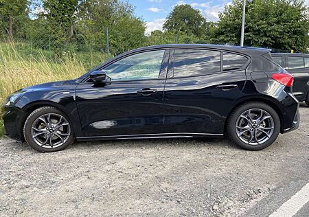Ford Focus ST-Line