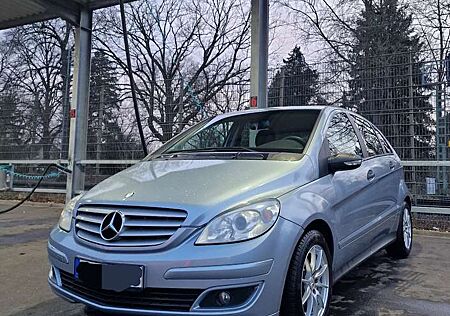 Mercedes-Benz B 150