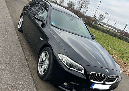 BMW 530d 530 +xDrive+Touring+M-Sportpaket+Aut.