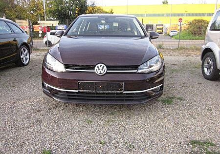 VW Golf Volkswagen 1.6 TDI (BlueMotion Technology) DSG Trendline