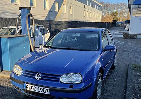VW Golf Volkswagen 1.4