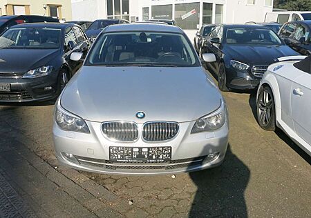 BMW 523 Navi,Scheckheft,Leder,neue 19Zoll