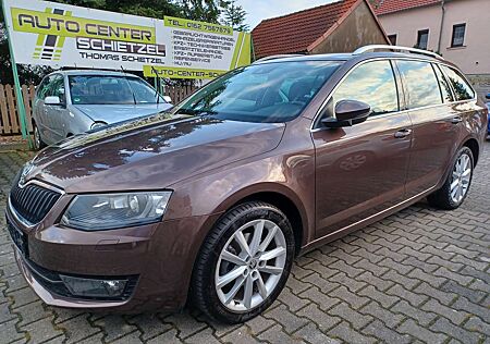 Skoda Octavia Elegance *1.Hand*Xenon*Alcantara*Navi*Kamera*TOP*