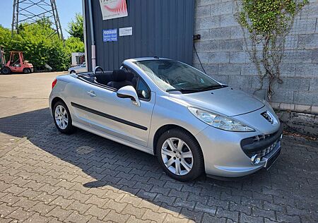 Peugeot 207 gebraucht kaufen Peugeot 207 CC CC 120 VTi Sport Klima Tüv Neu