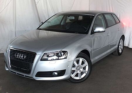 Audi A3 AMBIENTE SPORTBACK DSG ALCANTARA XENON