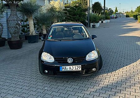 VW Golf Volkswagen 2.0 FSI Automatik Sportline