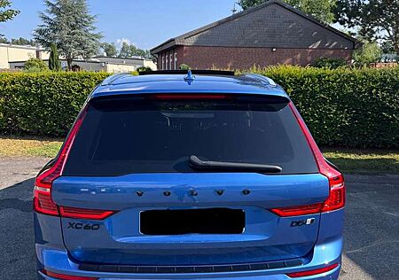 Volvo XC 60 XC60 D5 AWD R-Design