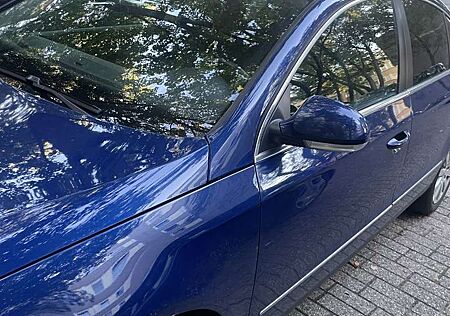 VW Passat Volkswagen 2.0 TDI DSG Comfortline