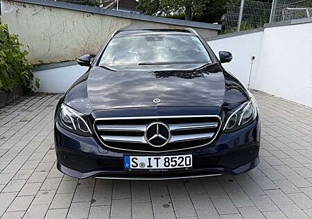 Mercedes-Benz E 200 d T 9G-TRONIC Avantgarde