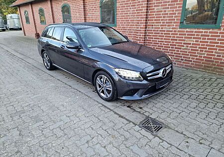 Mercedes-Benz C 220 T d Comand LED Distronic Kamera