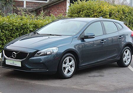 Volvo V40 Kinetic SHZ Navi LED DAB PDC Allwetter