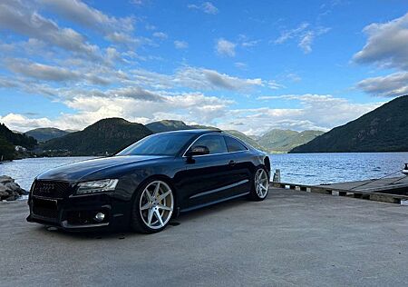 Audi A5 3.0 TDI DPF quattro tiptronic