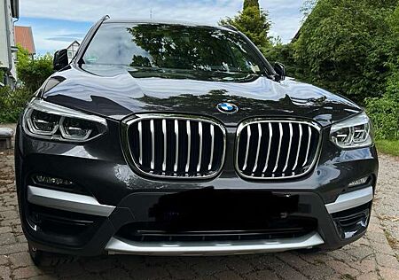 BMW X3 xDrive 30 d xLine ***6 Zylinder***Allwetterreifen