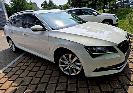 Skoda Superb Ambition 1HAND NETTO 12521 EURO