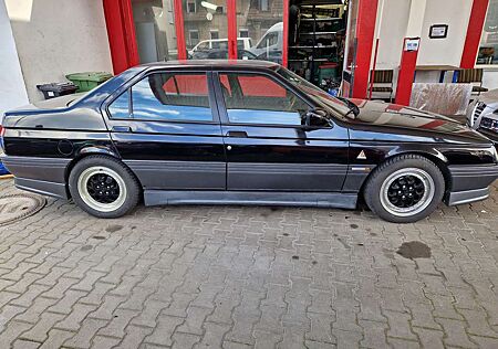 Alfa Romeo 164 3.0 24V QV Allrad im Orginalzustand .