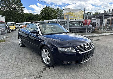 Audi A4 3.0i V6 Cabrio Leder Klimaauto. PDC Tüv Neu