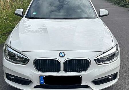BMW 120i 120 - Weiß - KeylessGo - Navigationspaket