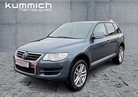 VW Touareg Volkswagen V6/Schiebedach/NAV/AHK/Standhzng