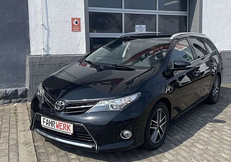 Toyota Auris Edition Tepomat Klimaauto. PDC AHK TÜV NEU