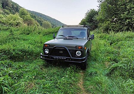 Lada Niva 1.7i Hunter 4x4