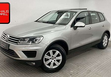 VW Touareg Volkswagen 3.0 TDI EU6 PANORAMA+AHK+KAMERA+XENON+