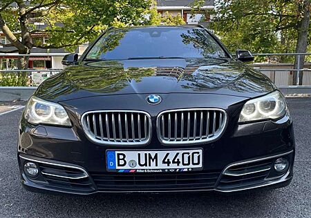 BMW 530d 530 5er Touring Diesel Touring Aut. Modern Line