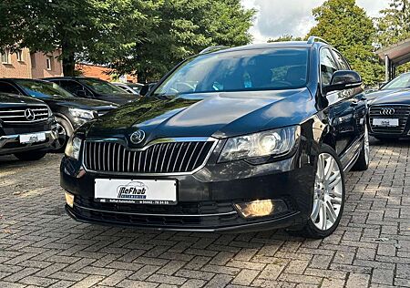 Skoda Superb Combi Elegance*XENON*SHZ*PDC*LED*