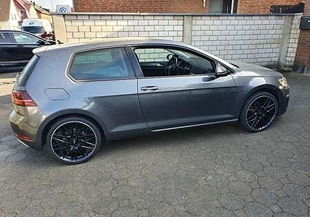 VW Golf Volkswagen 1.4 TSI (BlueMotion Technology) DSG Comfortline