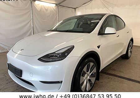 Tesla Model Y Long Range AWD 79 kWh Wärmep Autopilot-3