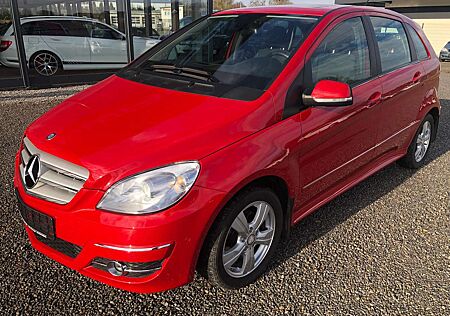 Mercedes-Benz B 200 Autotronic*AHK*Lamellendach*NAVI*Park-Assistent*