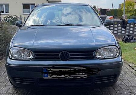 VW Golf Volkswagen 1.6